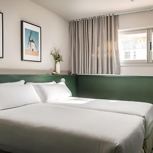 Zimmer mit zwei Einzelbetten